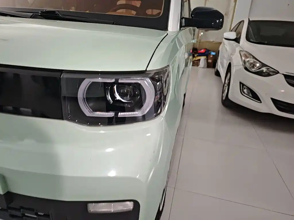 Wuling MINIEV — миниатюра 24