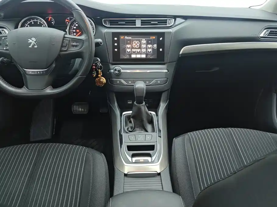 Peugeot 408 — миниатюра 16