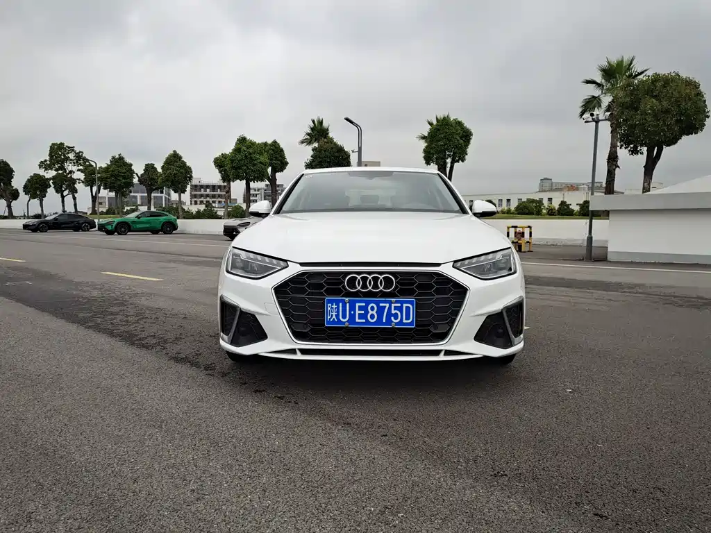 Audi A4L 2024 40 TFSI Fashion Dynamic Type