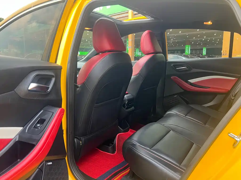 MG MG5 — миниатюра 6