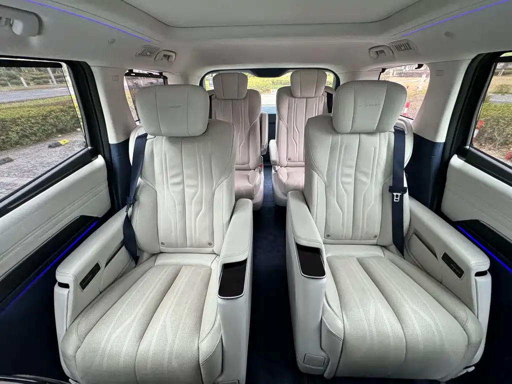 Buick Century 2023 2.0T мест