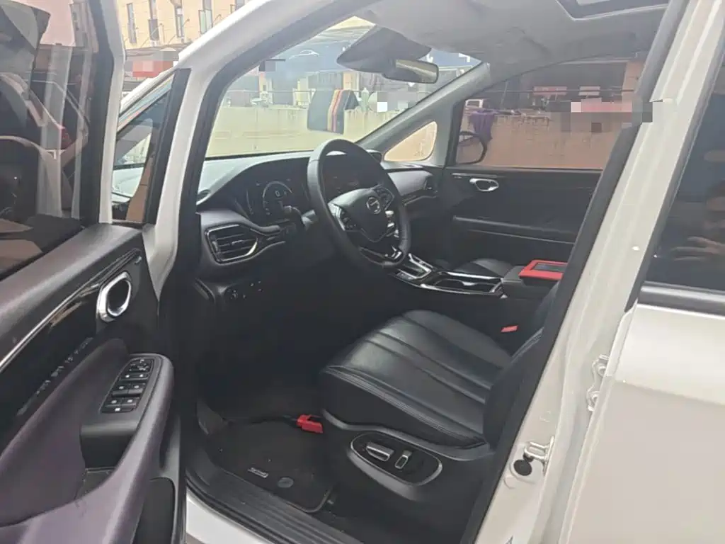 GAC Motor Trumpchi M6 — миниатюра 16