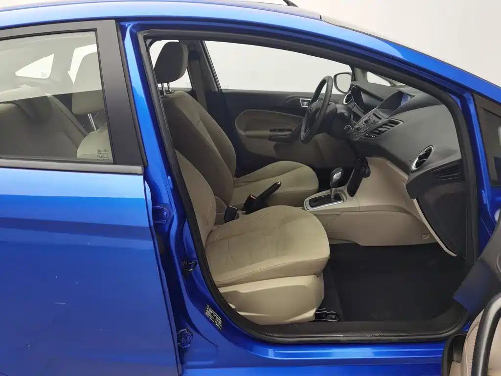 Ford Fiesta — миниатюра 23