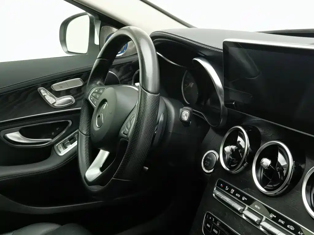 Mercedes-Benz C-Class — миниатюра 22