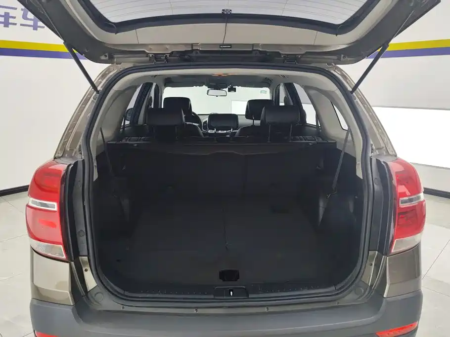 Chevrolet Captiva — миниатюра 4