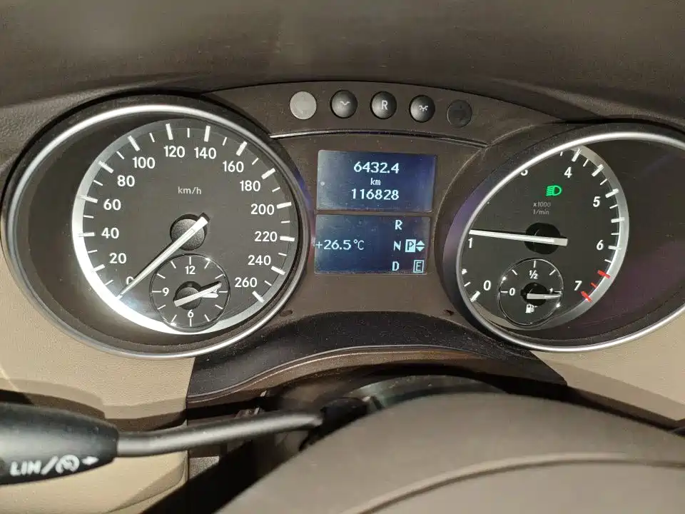 Mercedes-Benz R-Class — миниатюра 4