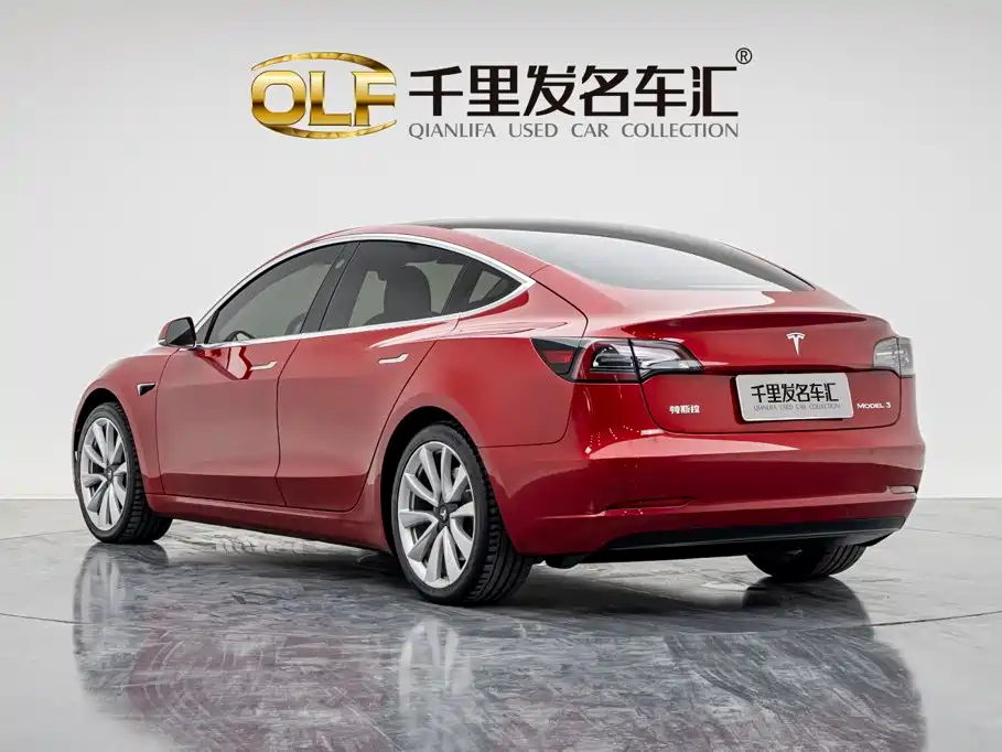 Tesla Model 3 — миниатюра 8