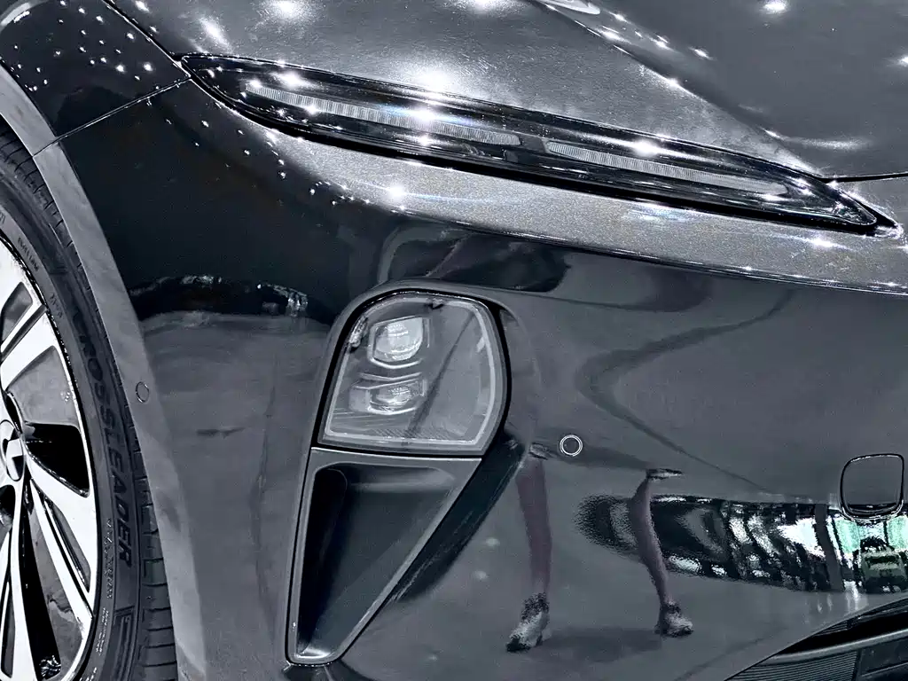NIO ET5 — миниатюра 5