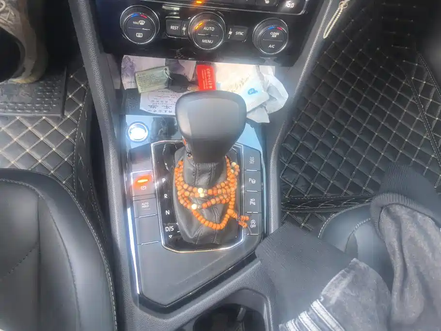 Volkswagen Tiguan L — миниатюра 16