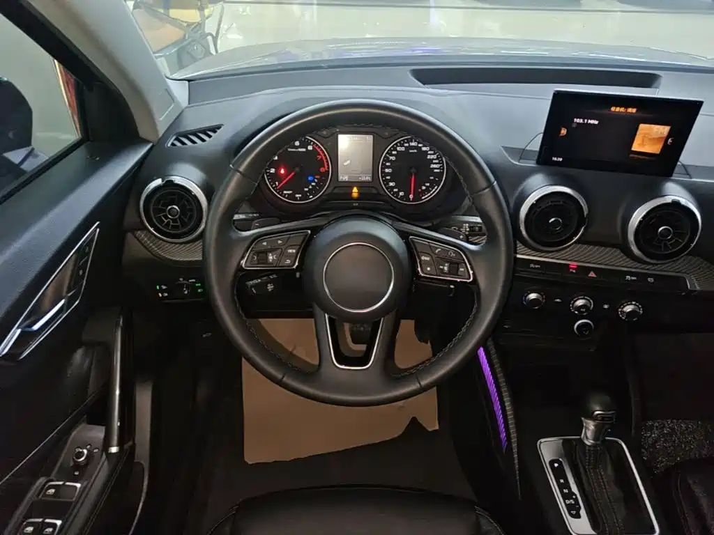 Audi Q2L — миниатюра 11
