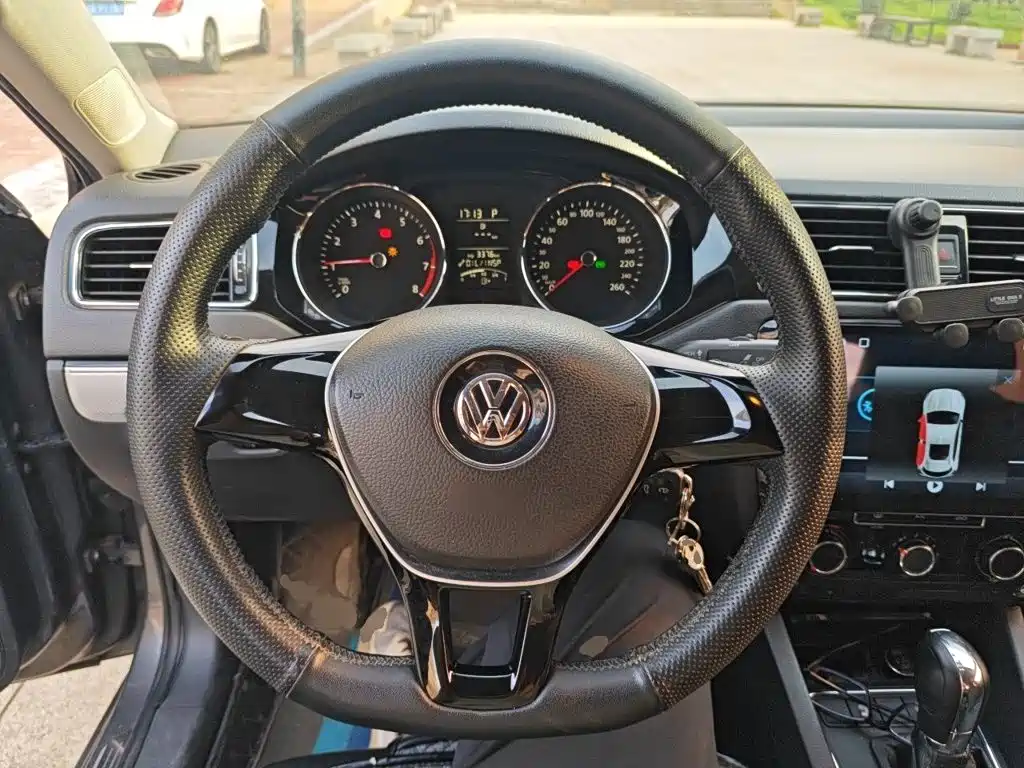 Volkswagen Sagitar — миниатюра 11