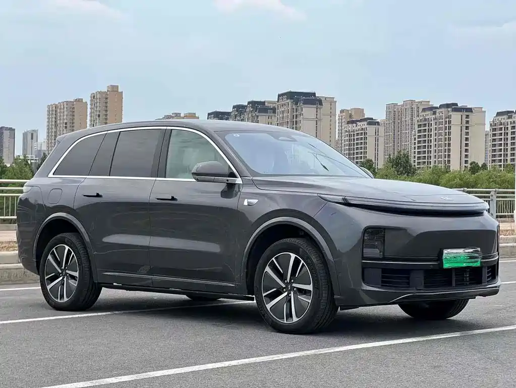 Li Auto IDEAL L8