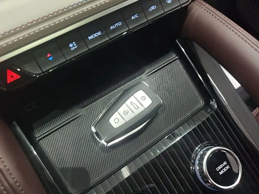 Geely Xingyue L — миниатюра 9
