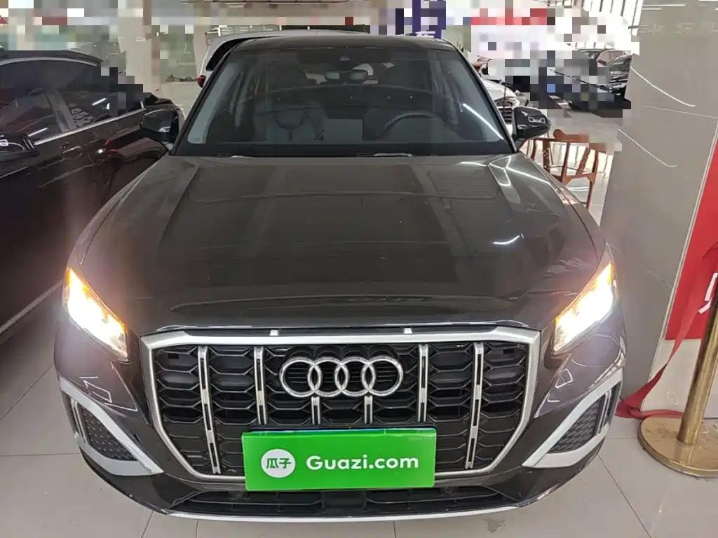 Audi Q2L — миниатюра 3