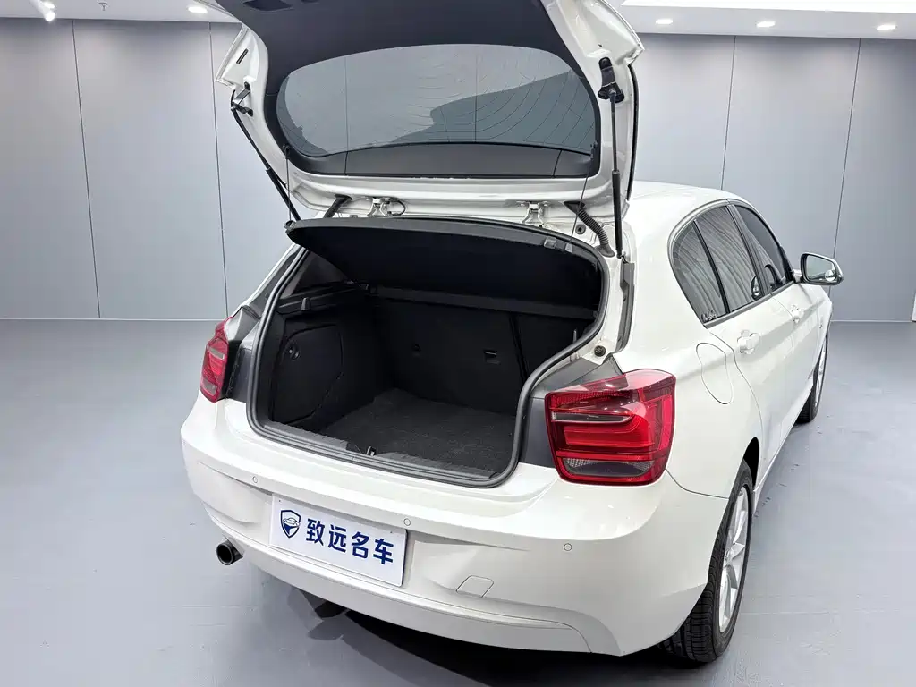 BMW 1 Series (Import) — миниатюра 20