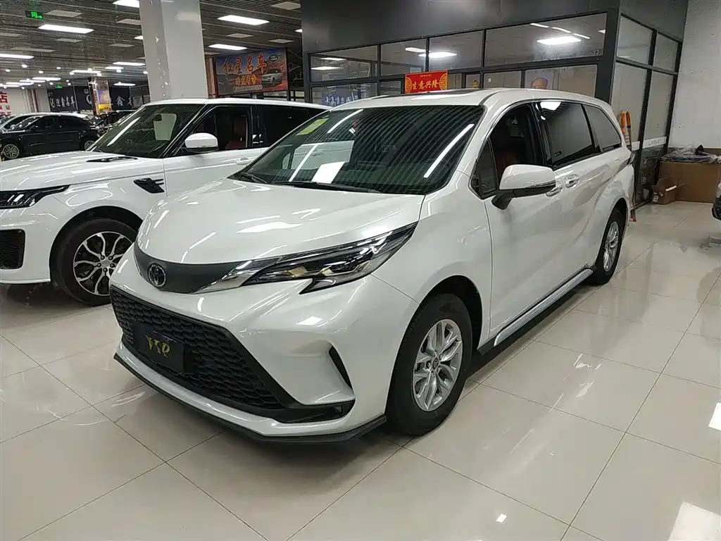 Toyota Granvia 2025