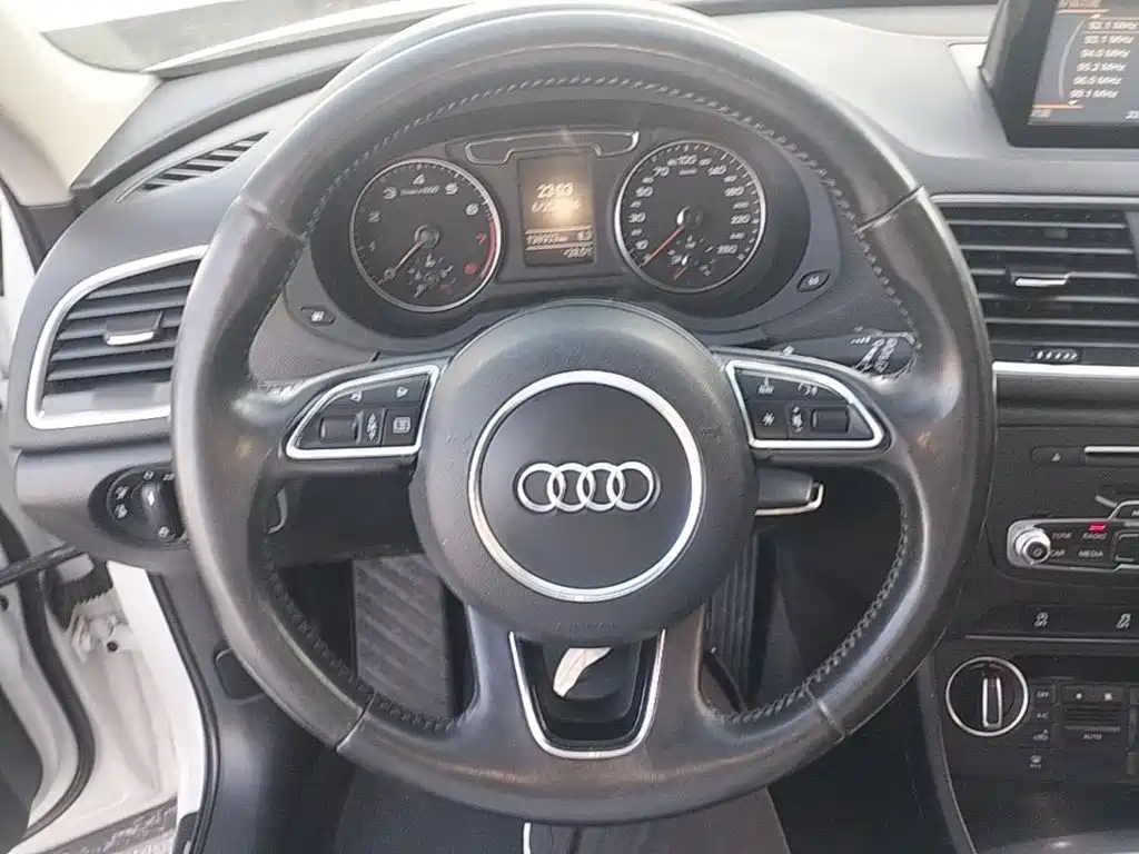 Audi Q3 — миниатюра 11