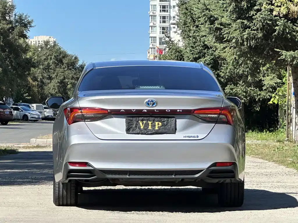 Toyota Avalon — миниатюра 6