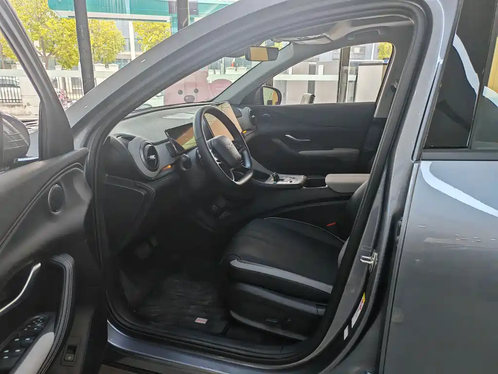 BYD SEA LION 05 DM I