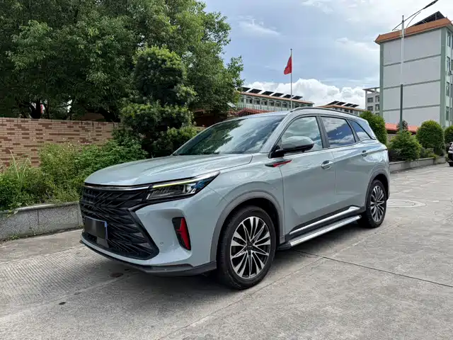 Dongfeng Fengon Fengon 580