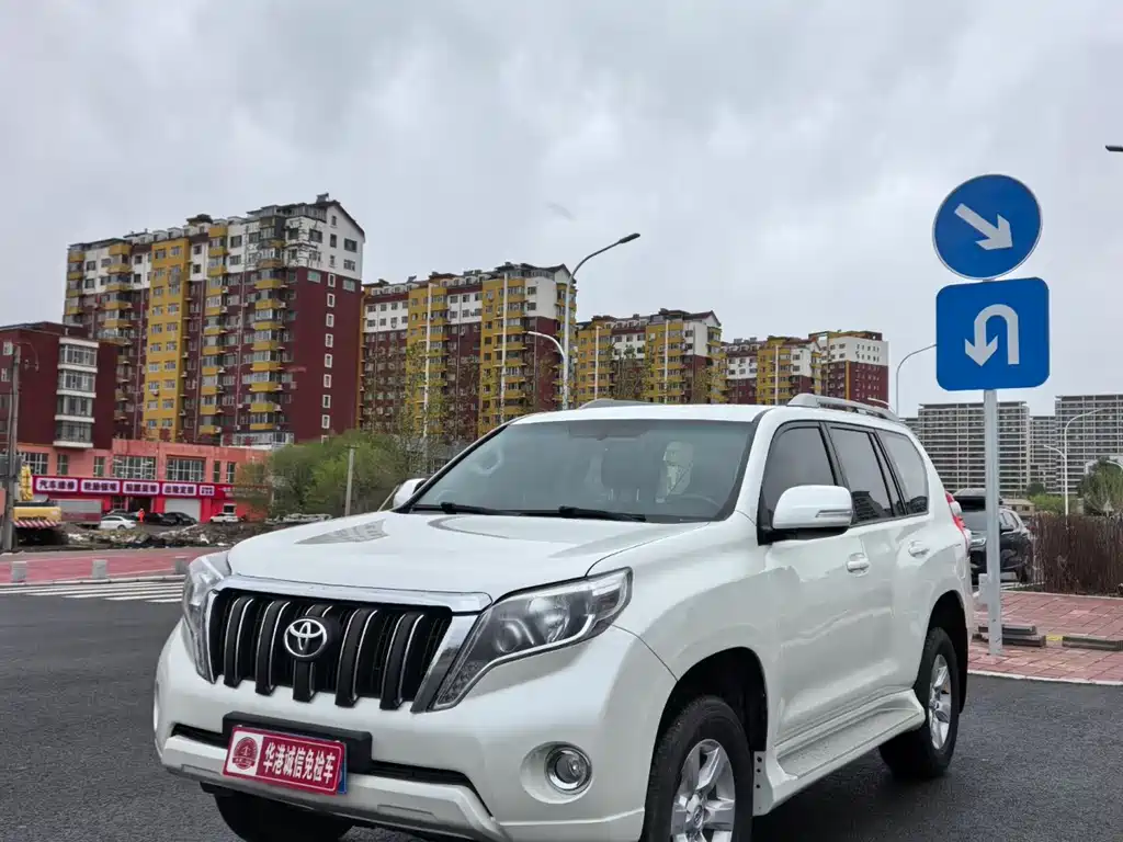 Toyota Prado (Import) 2011