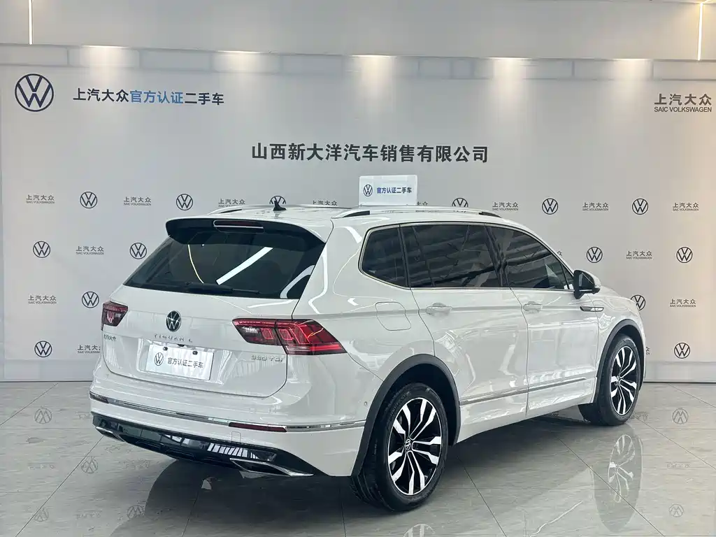 Volkswagen Tiguan L — миниатюра 12