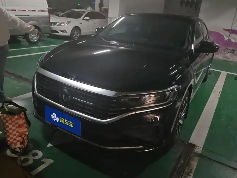 Volkswagen Passat 2024