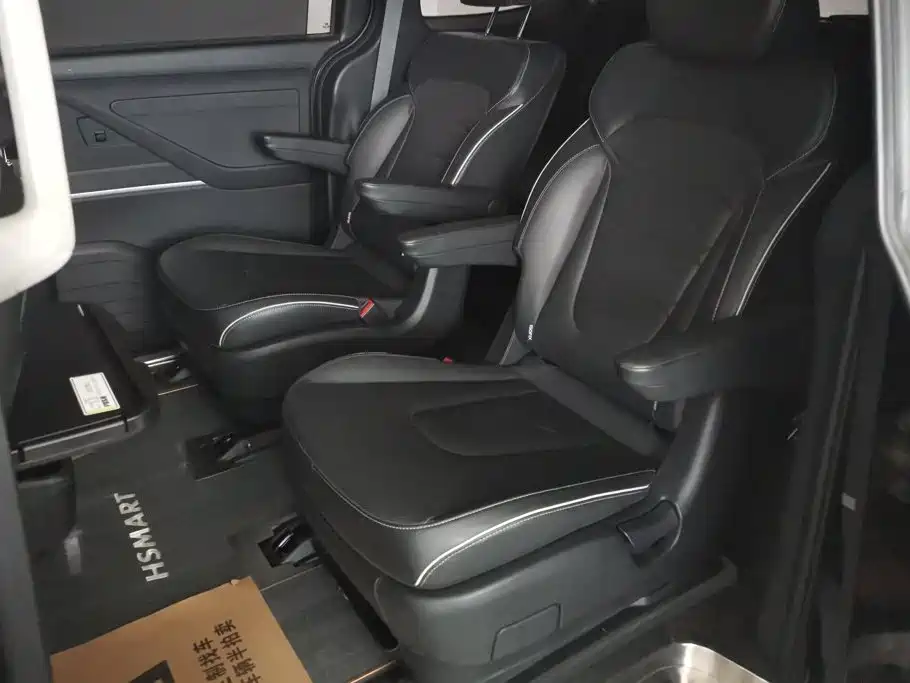 Hyundai Custo — миниатюра 11