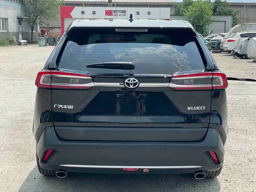 Toyota Wildlander 2021 2.0L CVT Luxury