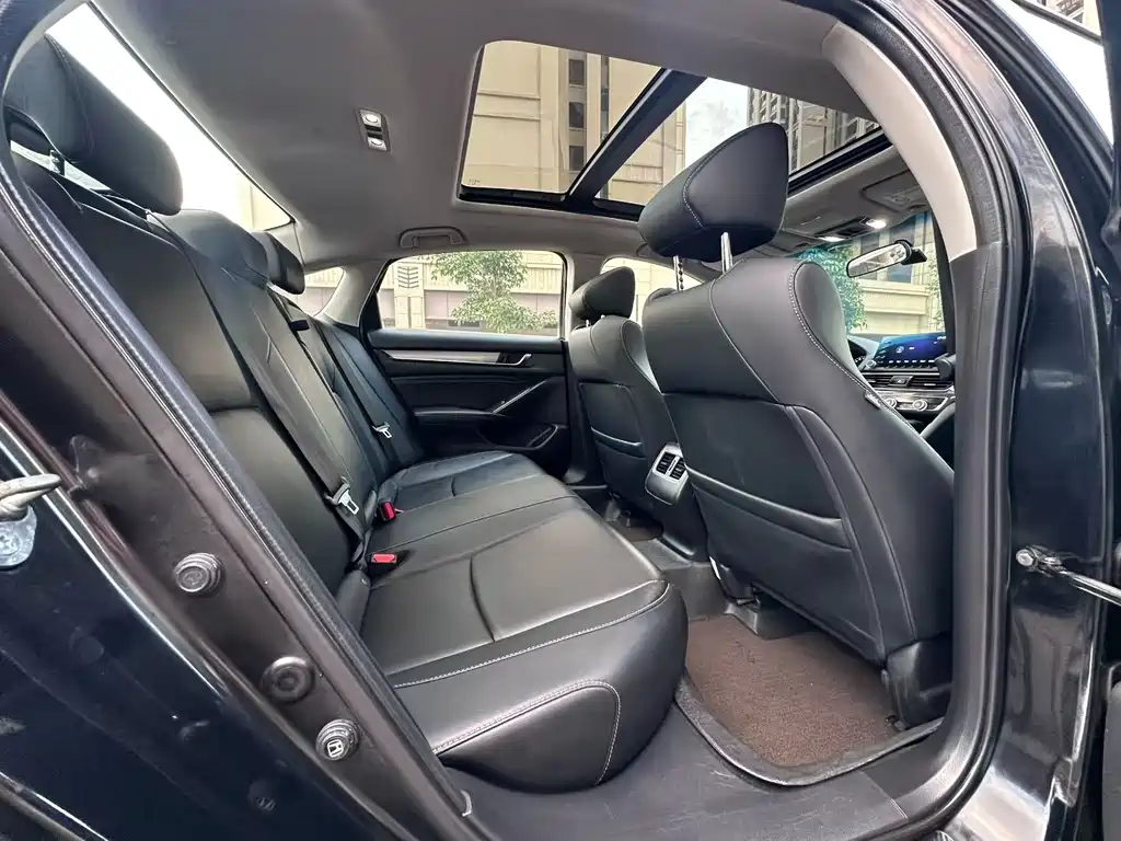 Honda Inspire — миниатюра 7