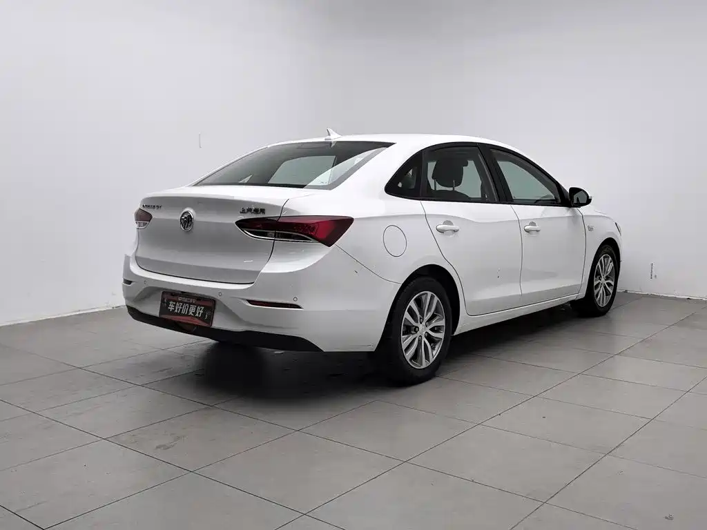 Buick Excelle — миниатюра 2