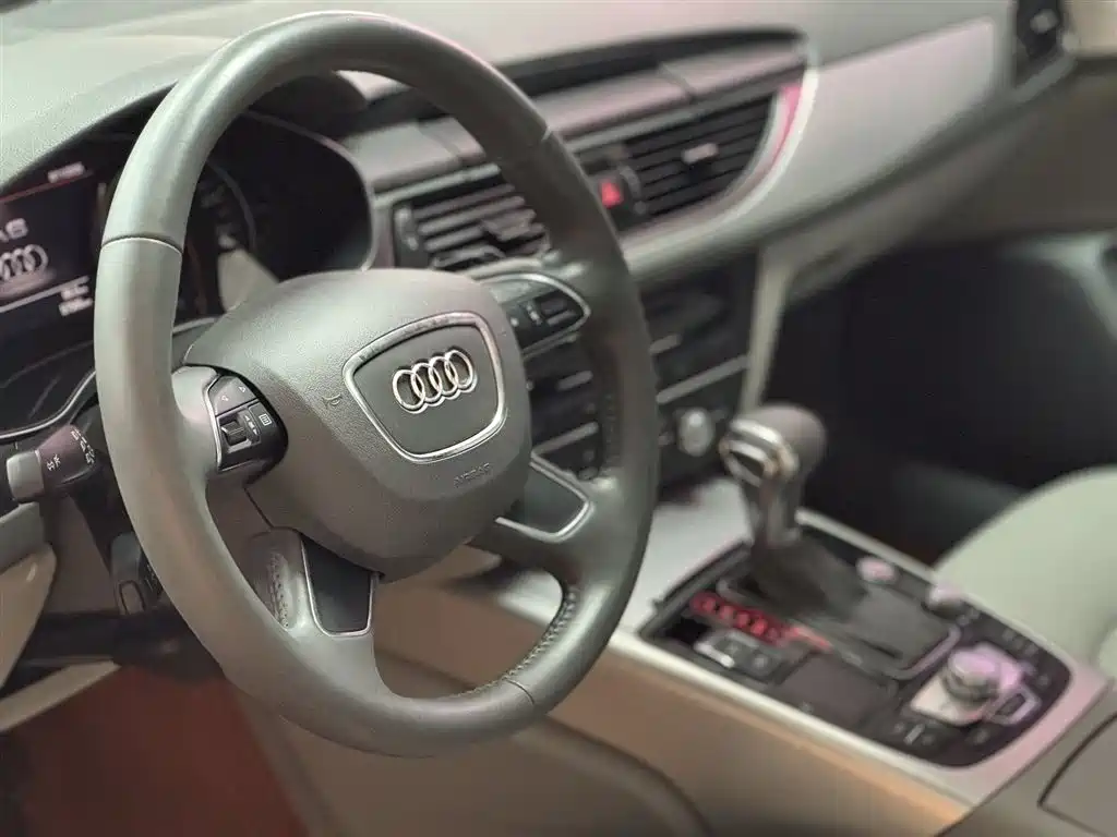 Audi A6L 2012 TFSI Comfort