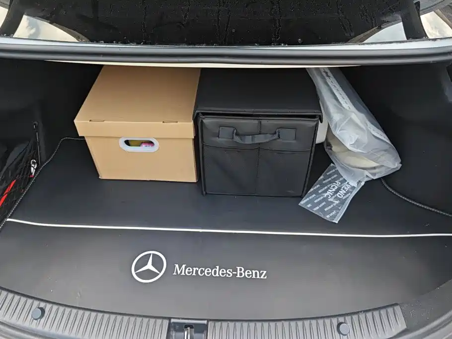Mercedes-Benz C-Class — миниатюра 4