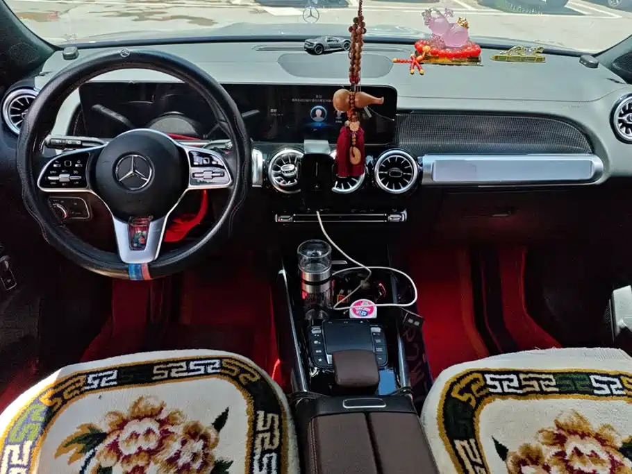 Mercedes-Benz GLB — миниатюра 12