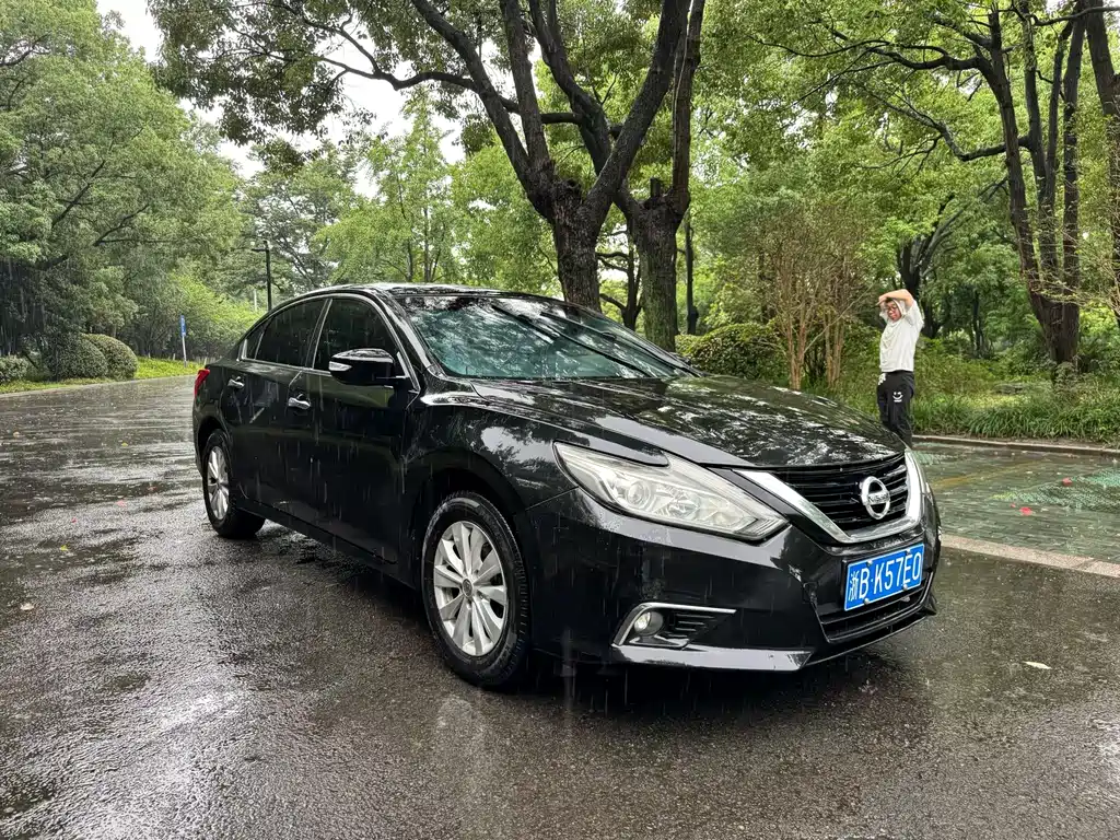 Nissan Altima 2016 2.0L XE Fashion