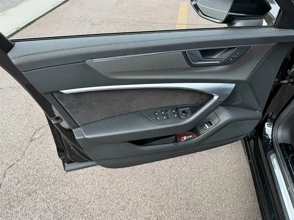Audi A6L 2019 40 TFSI Luxury
