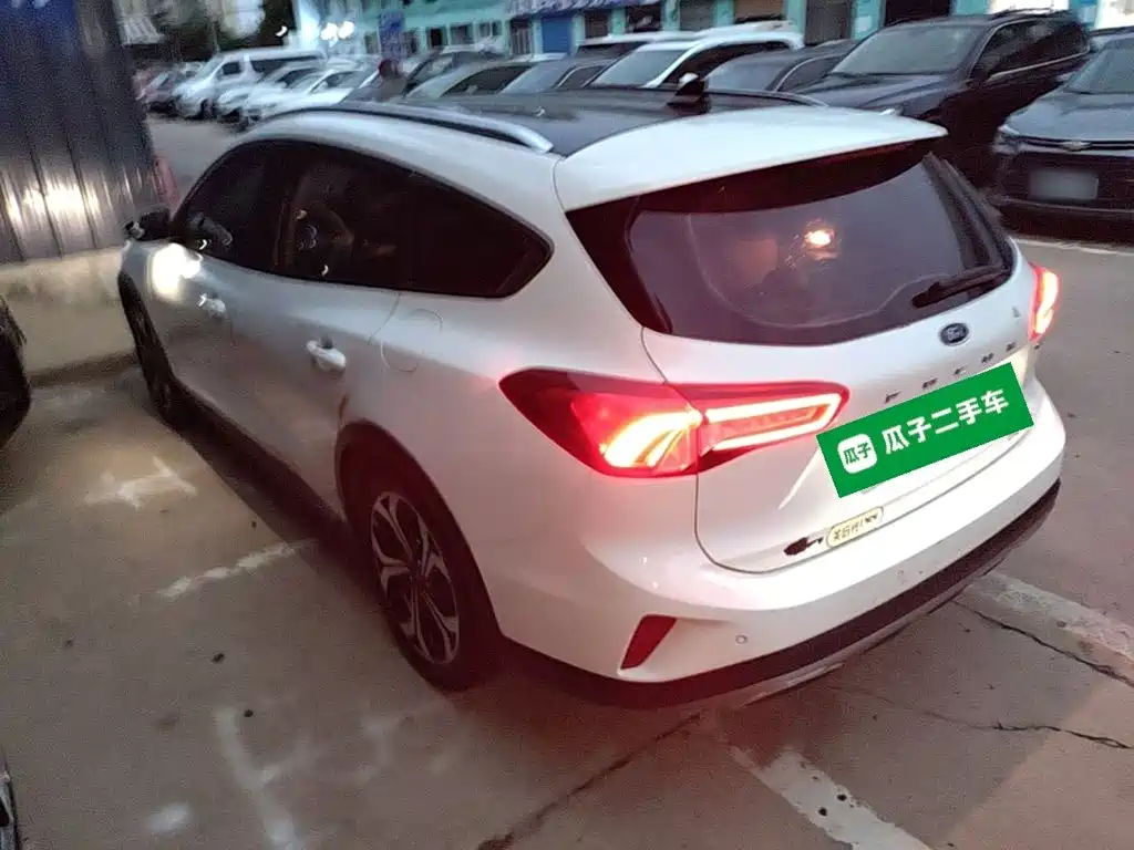 Ford Focus — миниатюра 5