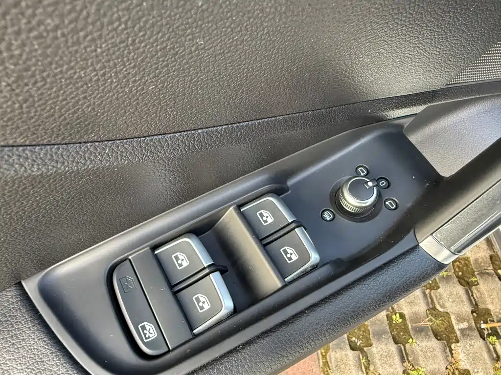Audi Q2L — миниатюра 21