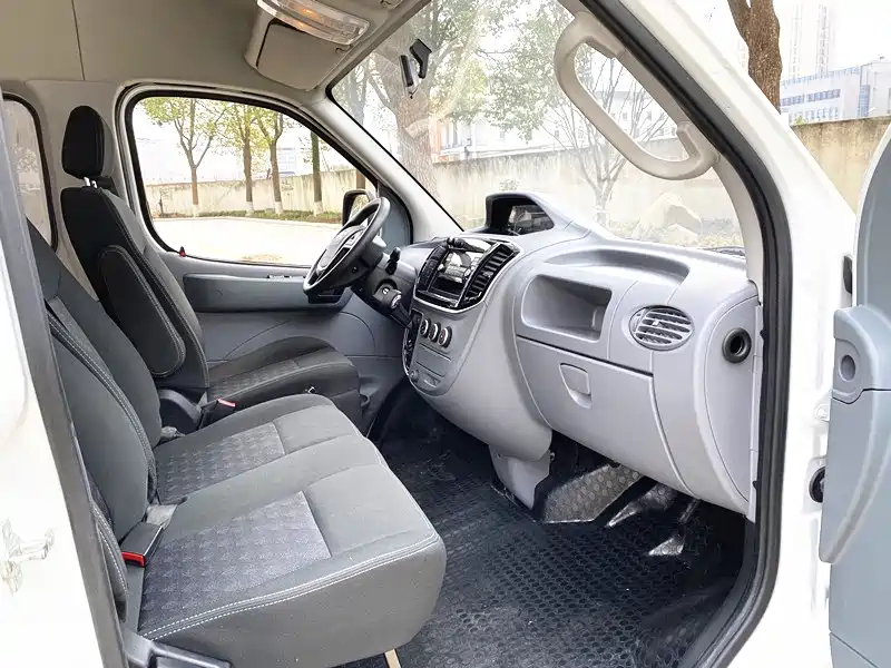 MAXUS V80 — миниатюра 15