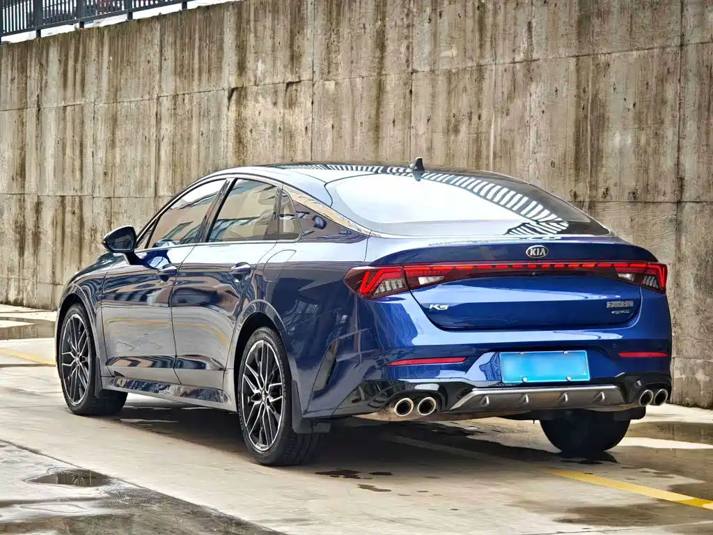 Kia K5 — миниатюра 3