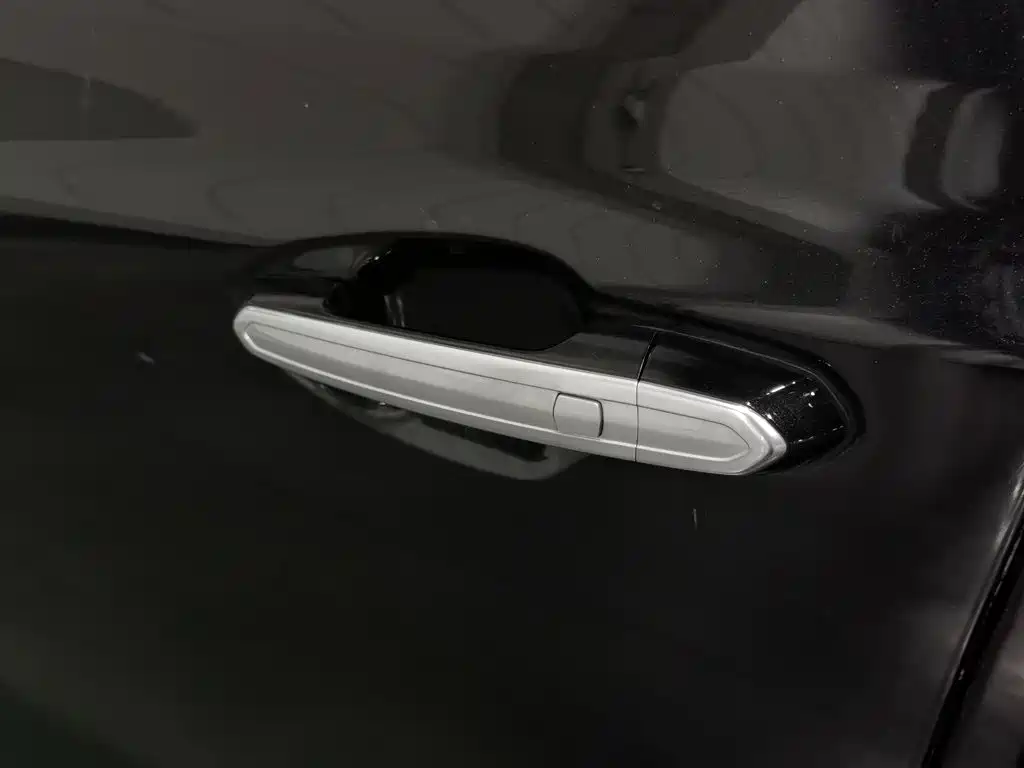 Cadillac XT5 — миниатюра 18