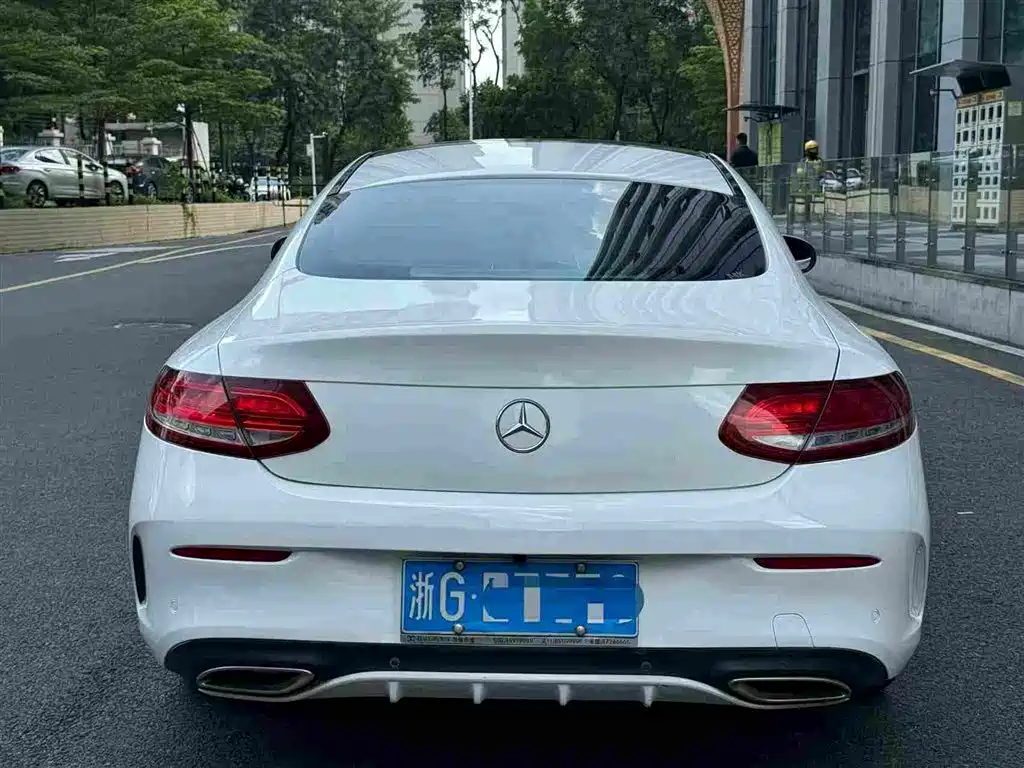 Mercedes-Benz C-Class (Import) — миниатюра 5