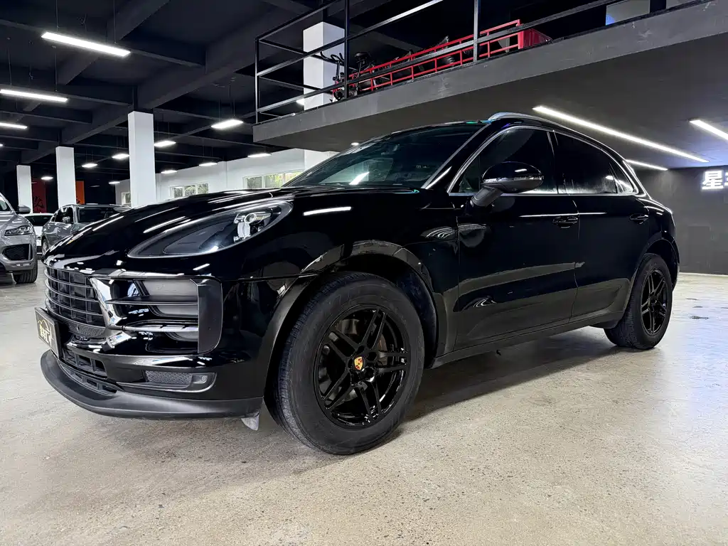 Купить Porsche Macan