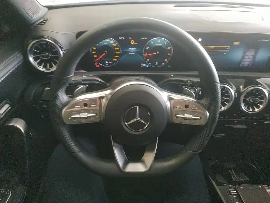 Mercedes-Benz A-Class A 2021 A 200 L Sport Fashion