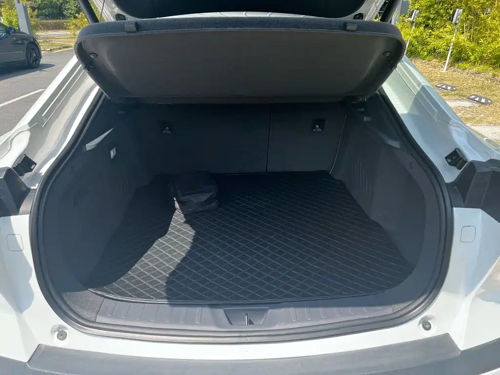 Changan Deepal DARK BLUE SL03