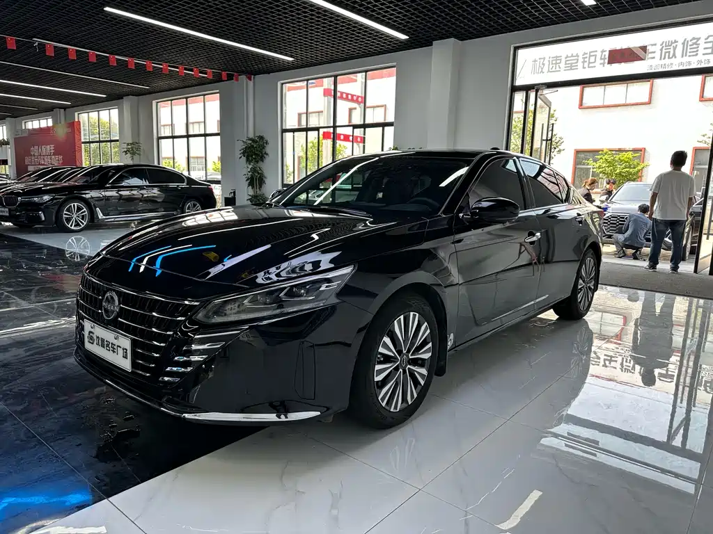 Nissan Teana 2025