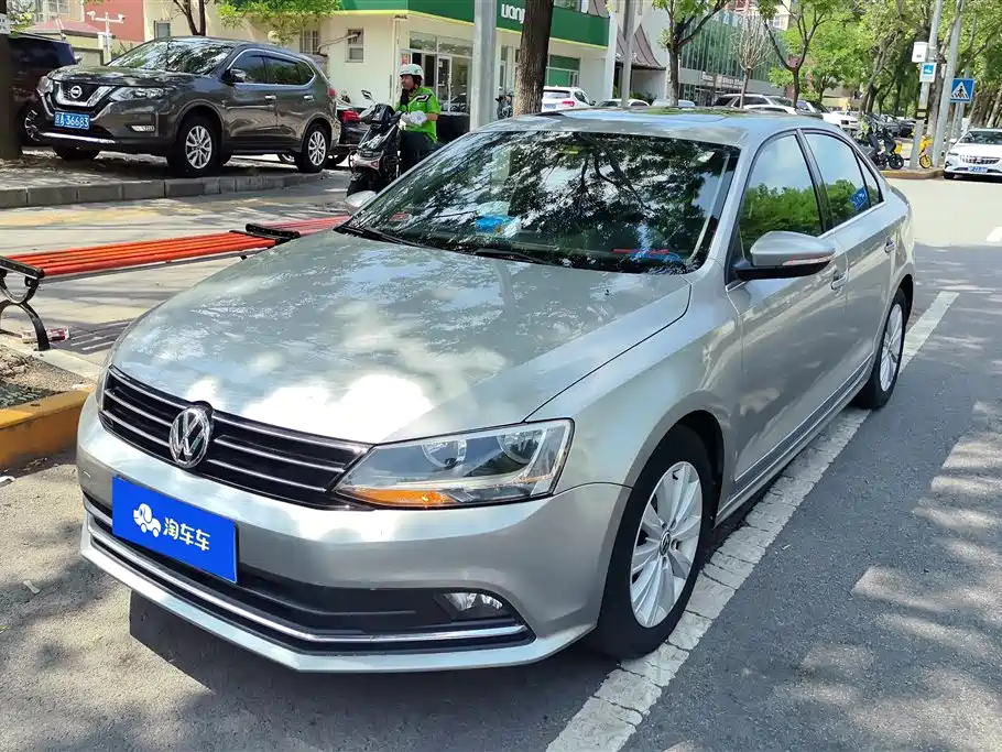Volkswagen Sagitar 2015 230TSI Auto Comfort Type