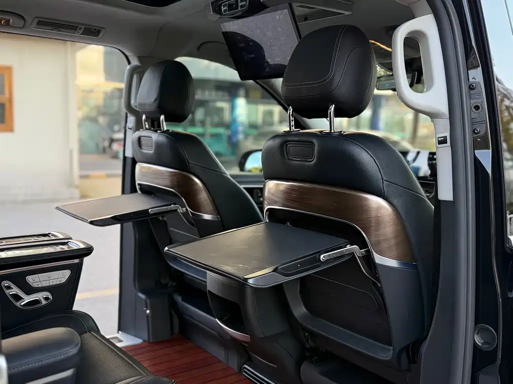 MERCEDES-BENZ V CLASS