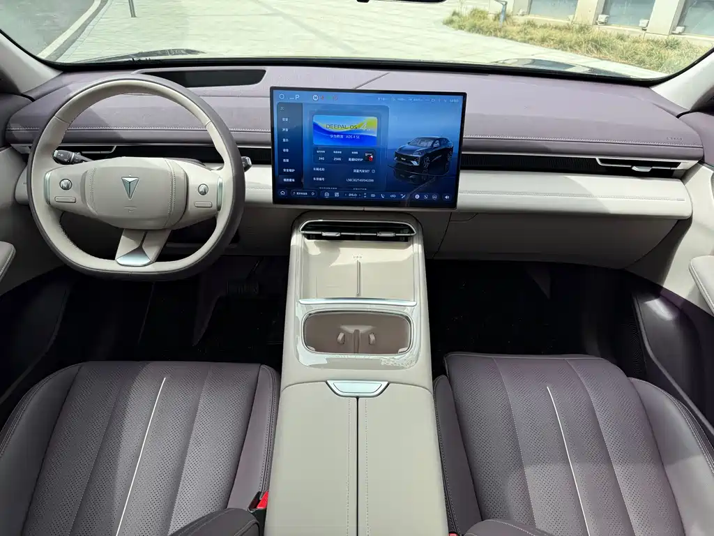 Changan Deepal DARK BLUE S07