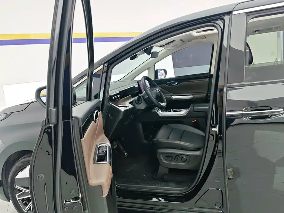 GAC Motor Trumpchi E8 — миниатюра 9